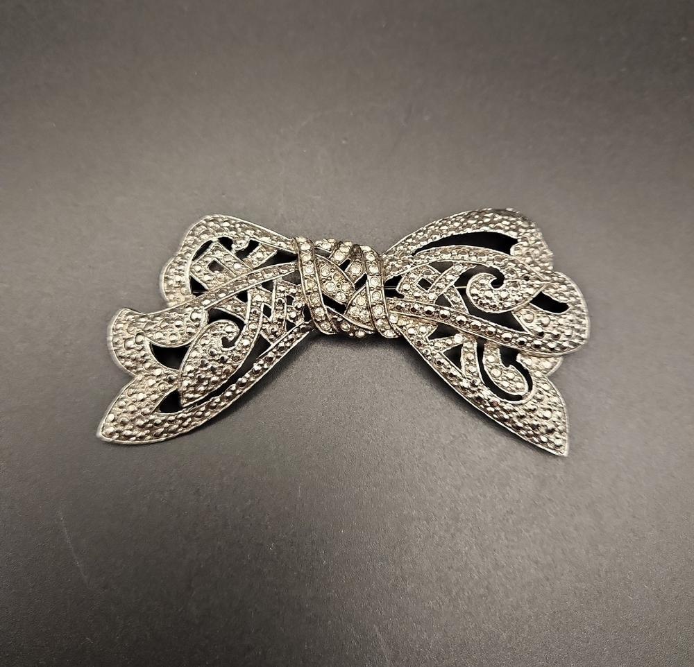 Vintage Silver Tone Marcasite Style Bow Brooch